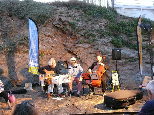 Les musiciens de la soirée : Pascal Frascone, Michel Morsisset et Florence Noirot